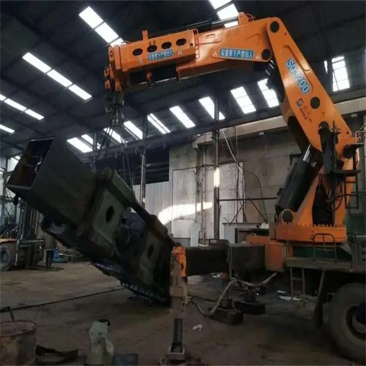 大丰镇130吨折臂吊车出租吊机租赁附近电话